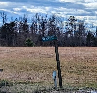 Entrance to Kenny Dr | Image 2