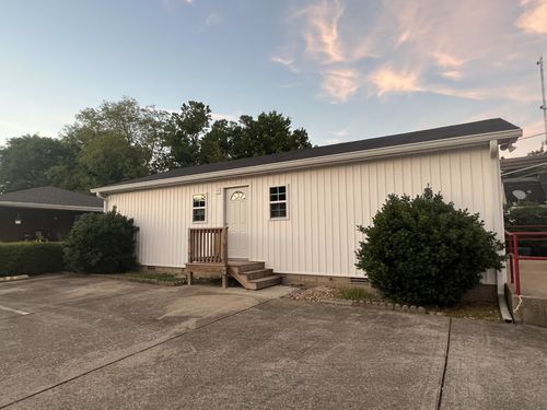 113 N Vine St, Ashland City, TN, 37015-1296 | Card Image