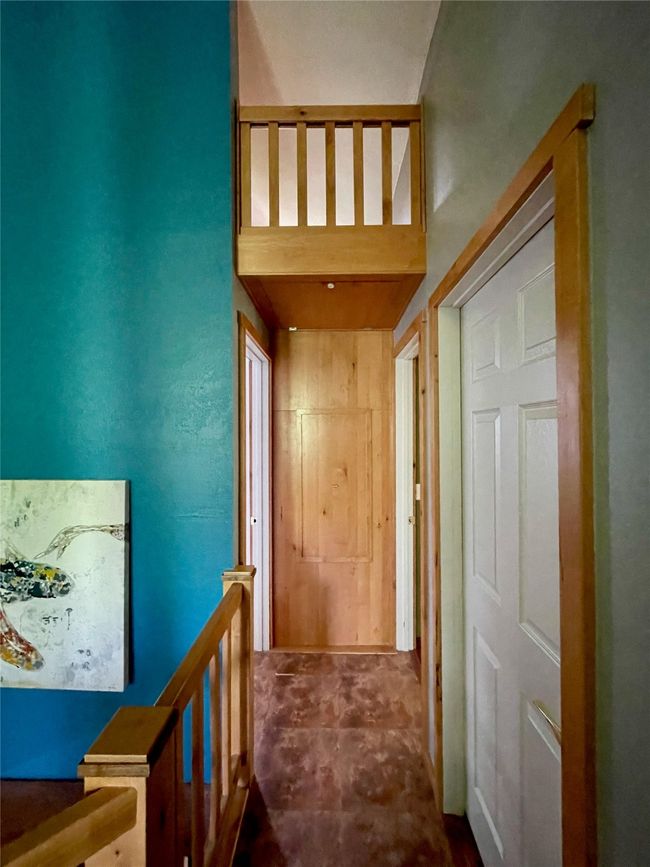 Look up, loft above! | Image 44