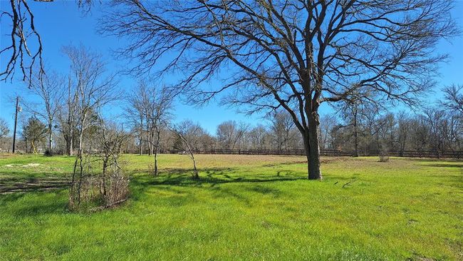 1284 Beaver Lake Dr, House other with 6 bedrooms, 3 bathrooms and 2 parking in Caldwell TX | Image 8