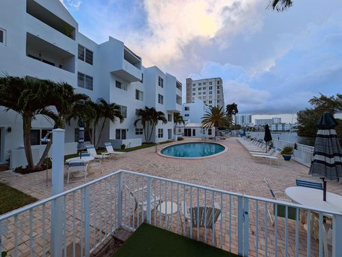 apt-102d-2860 Ne 14th Street Cswy, Pompano Beach, FL, 33062-3626 | Card Image