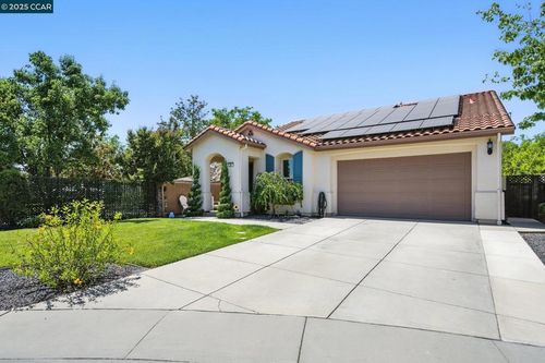 50 Safflower Ct, Oakley, CA, 94561-2487 | Card Image