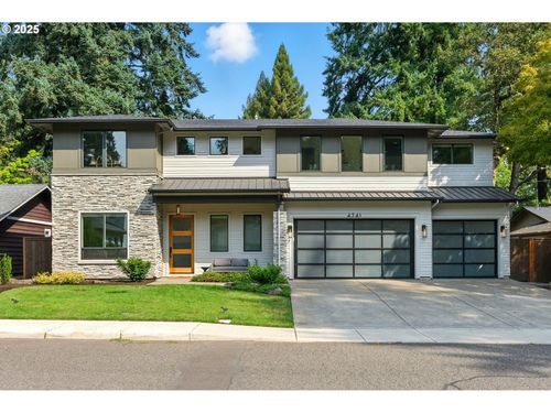 4241 Cobb Way, Lake Oswego, OR, 97035-6562 | Card Image