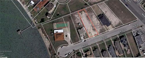 1009 Bluff Dr, Portland, TX, 78374-1855 | Card Image