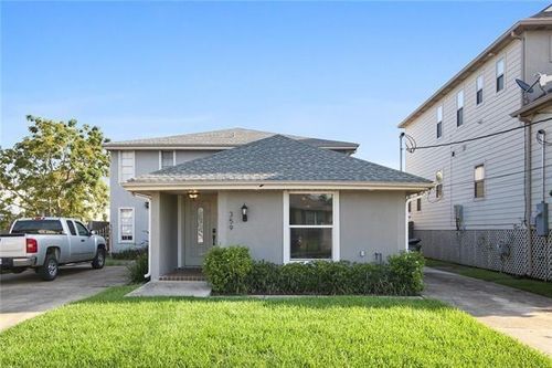 359 39th St, New Orleans, LA, 70124-1525 | Card Image