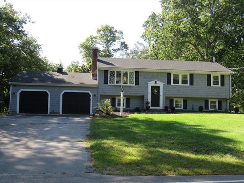 275 Whitman St, Hanson, MA, 02341-1151 | Card Image