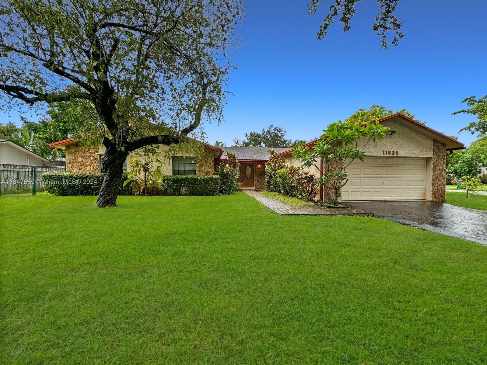 58th St, Cooper City, FL 33330