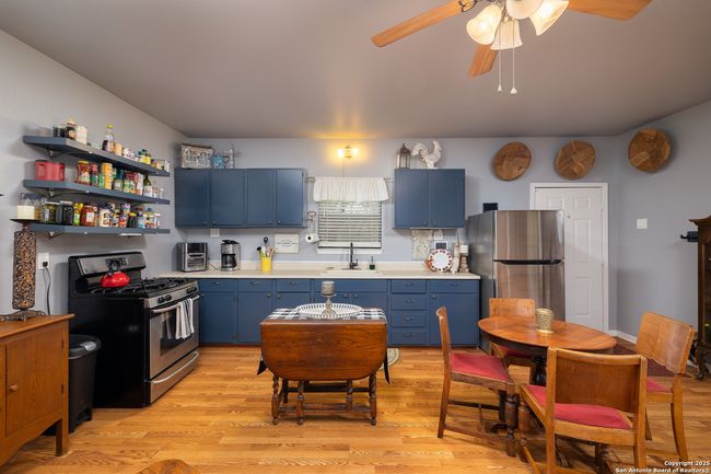 1060 Forest View Dr, House other with 1 bedrooms, 1 bathrooms and null parking in Blanco TX | Image 7