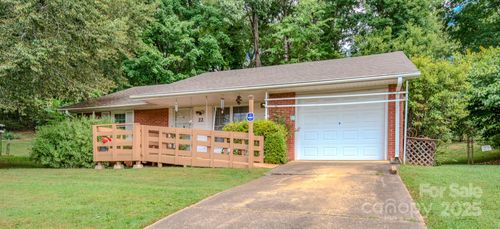 22 Dixon Ter, Candler, NC, 28715-9342 | Card Image