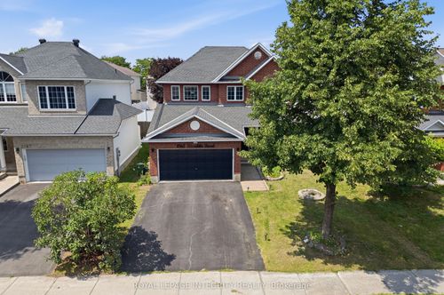 1165 Klondike Rd, Kanata, ON, K2W1C8 | Card Image
