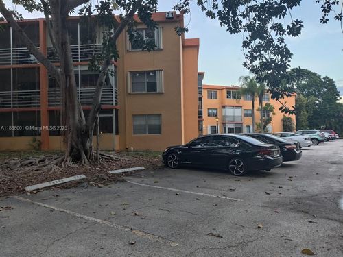 apt-20-2d-4384 Nw 9th Ave, Deerfield Beach, FL, 33064-1723 | Card Image