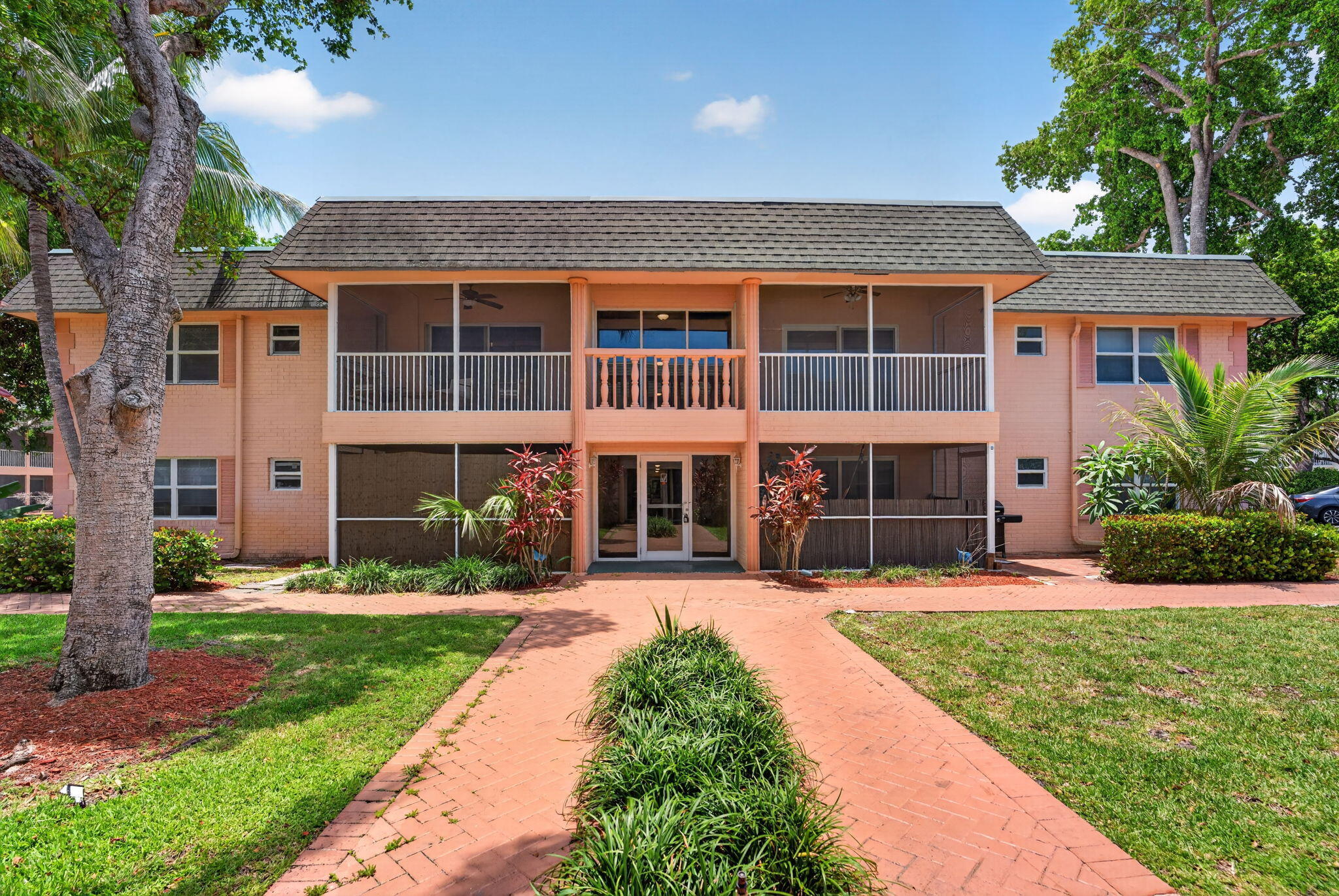 Residential Lease in Deerfield Beach 2