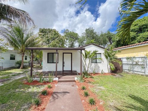 2933 Nw 48th Ter, Miami, FL, 33142-3552 | Card Image