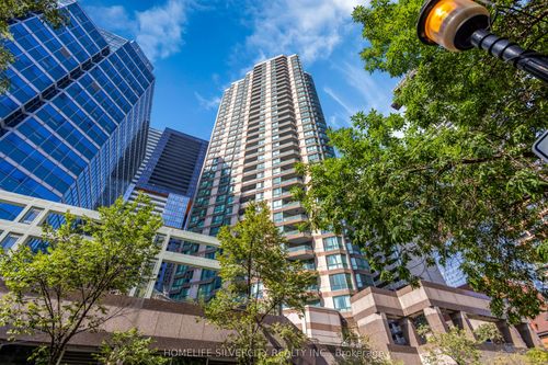 3113-38 Elm St, Toronto, ON, M5G2K5 | Card Image