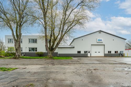 320 Park St, Coloma, MI, 49038-9485 | Card Image