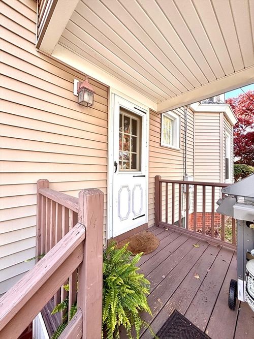 1-104 Saint James Ave, Holyoke, MA, 01040 | Card Image