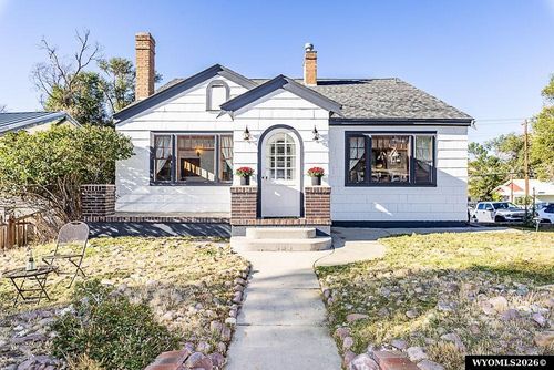 489 Flaming Gorge Way, Green River, WY, 82935-4108 | Card Image