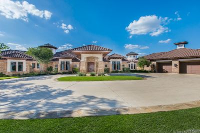 2428 Clubs Dr, House other with 4 bedrooms, 4 bathrooms and null parking in Boerne TX | Image 2