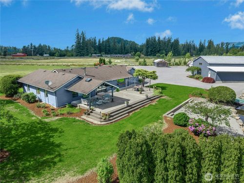 41218 292nd Way Se, Enumclaw, WA, 98022-7750 | Card Image