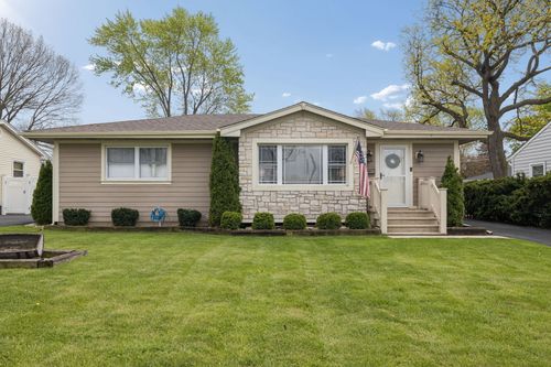 809 E Division St, Lockport, IL, 60441-4523 | Card Image