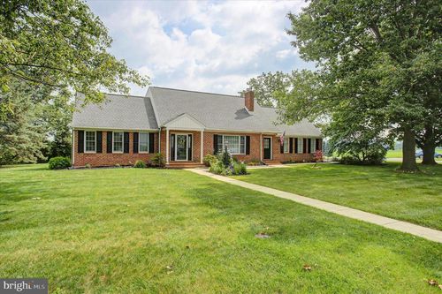 515 Starr Ave, Chambersburg, PA, 17202-9669 | Card Image