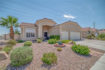 300 Vista Glen Street, House other with 3 bedrooms, 2 bathrooms and null parking in Las Vegas NV | Image 1