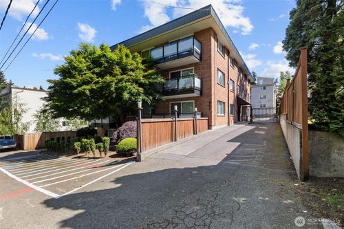 404-845 Ne 125th St, Seattle, WA, 98125-3944 | Card Image