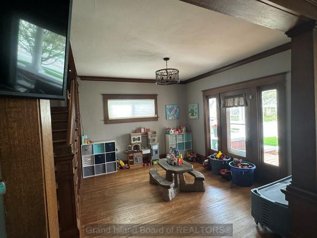 201 E Pine St, House other with 5 bedrooms, 2 bathrooms and 4 parking in Doniphan NE | Image 6