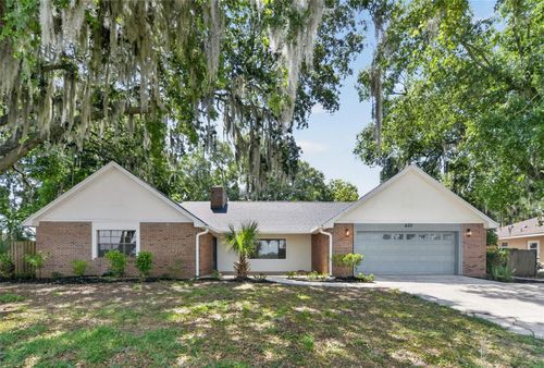 637 W Lakeshore Dr, CLERMONT, FL, 34711-2925 | Card Image