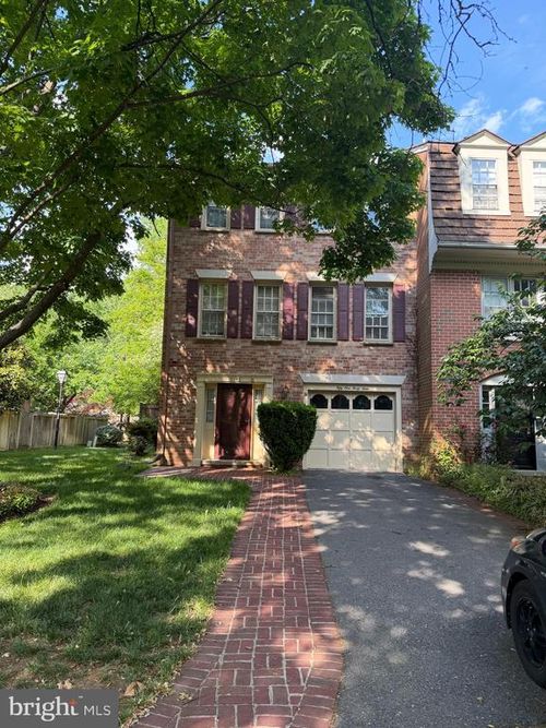 5149 Woodmire Ln, ALEXANDRIA, VA, 22311-1302 | Card Image
