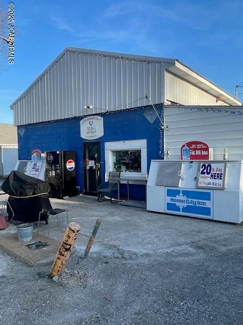 116 E Row St, JAMESTOWN, MO, 65046-1106 | Card Image