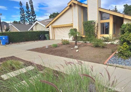 21933 Vintage St, Chatsworth, CA, 91311-3723 | Card Image