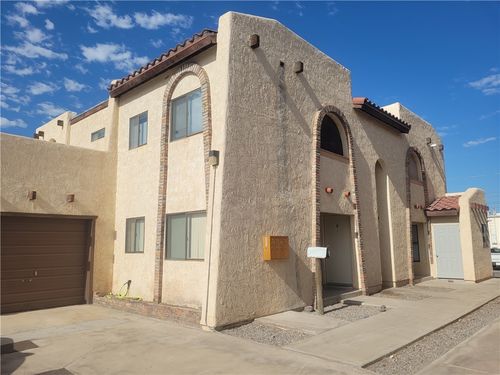 apt-a-3659 Wendell Ave, Bullhead City, AZ, 86442-8135 | Card Image