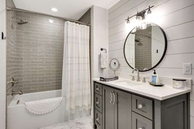 Guest bed 1 full bath | Image 31