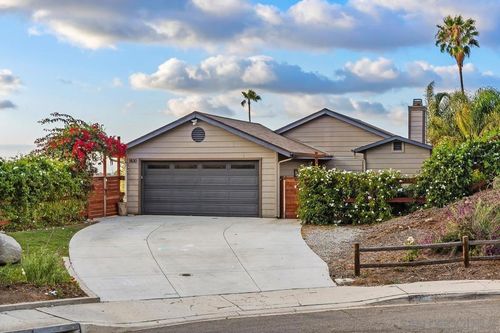1830 Lucerne Cir, San Marcos, CA, 92078-5410 | Card Image