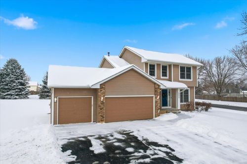 19053 Everest Trl, Farmington, MN, 55024-7035 | Card Image