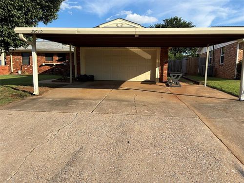 5612 Nw 65th St, Warr Acres, OK, 73132-7743 | Card Image