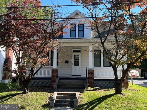 272 Clark St, LEMOYNE, PA, 17043-2009 | Card Image