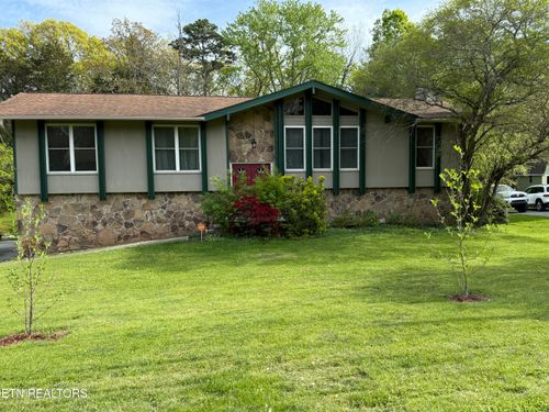 11306 Spring Hollow Dr, Knoxville, TN, 37932-3129 | Card Image