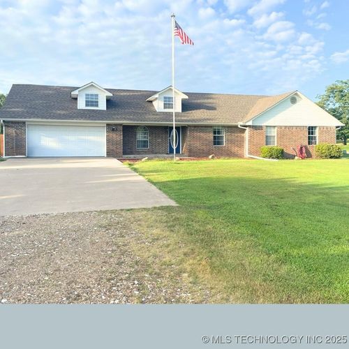 1801 Willow Dr, Stigler, OK, 74462-3549 | Card Image
