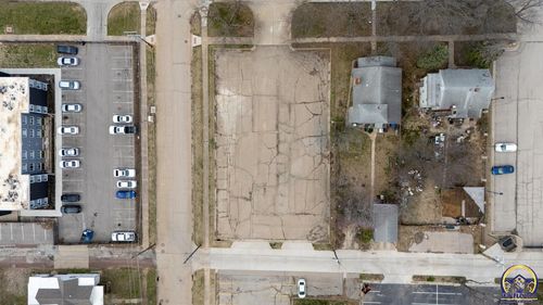 1272 Sw Harrison St, Topeka, KS, 66612-1806 | Card Image