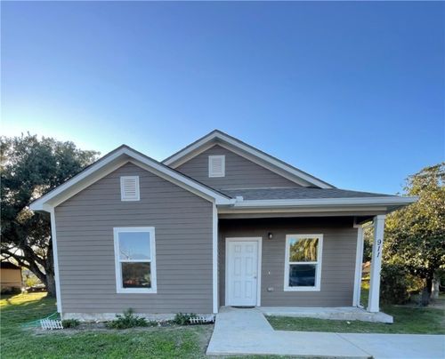 911 Heron Lane, Rockport, TX, 78382 | Card Image