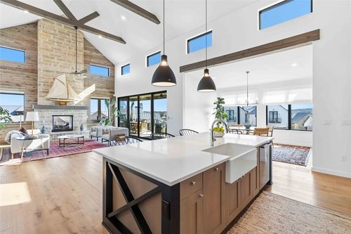 410 Kayak Way, Lakeway, TX, 78738-1031 | Card Image