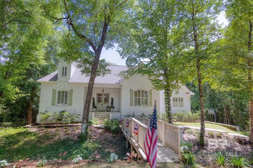 8802 S Lamhatty Ln, Daphne, AL, 36526-6224 | Card Image