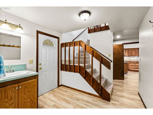 39145 Eagles Rest Rd, House other with 4 bedrooms, 3 bathrooms and 2 parking in Dexter OR | Image 20