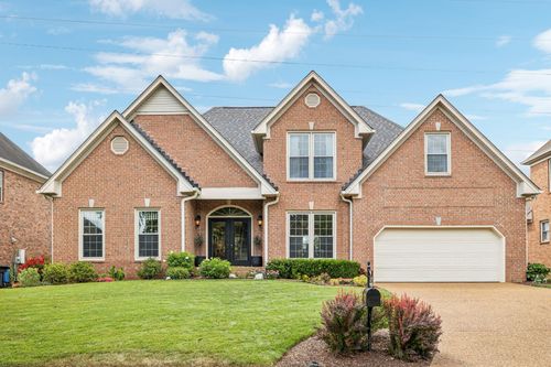 512 Forrest Park Cir, Franklin, TN, 37064-5324 | Card Image