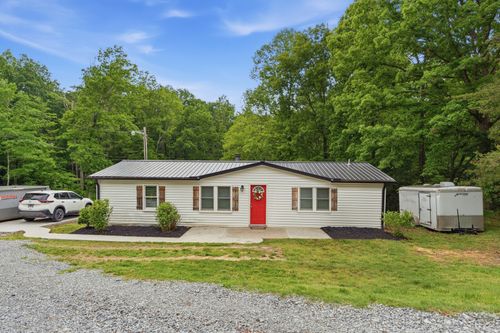 2254 Bandy Rd, Ashland City, TN, 37015-4794 | Card Image