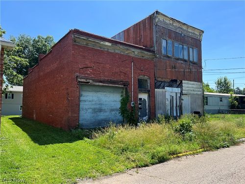 107 Main St, Williamstown, WV, 26187-1286 | Card Image