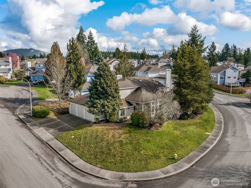 1704 Field Pl Ne, Renton, WA, 98059-4278 | Card Image