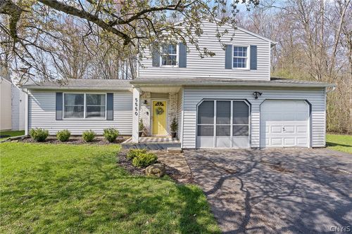 5550 Taormina Dr, Clay, NY, 13041-8976 | Card Image